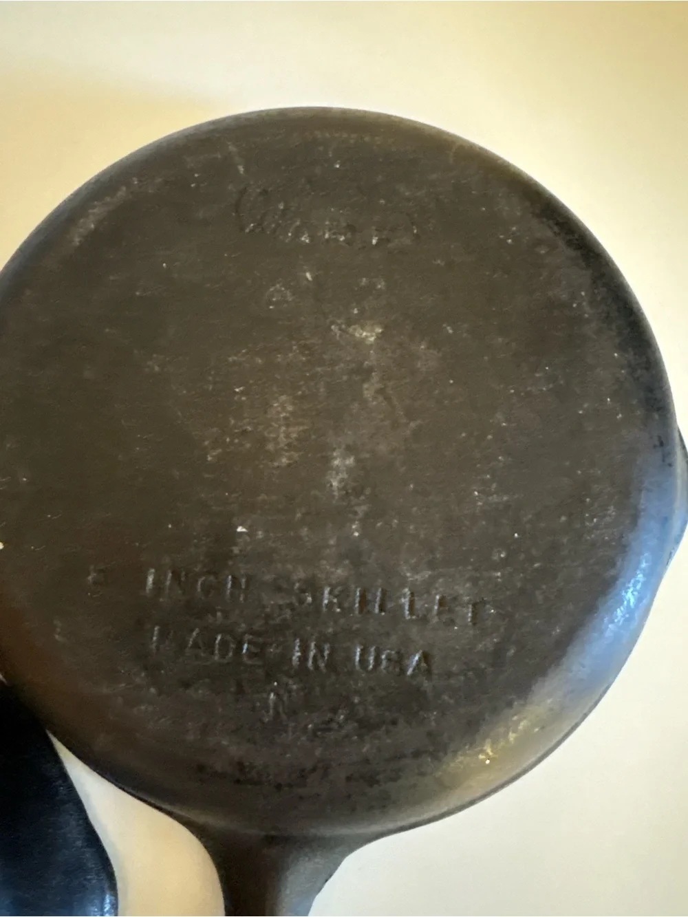 Lot of 2 - Vintage Wagner Ware Cast Iron Skillets, #6.5 and 8 inches